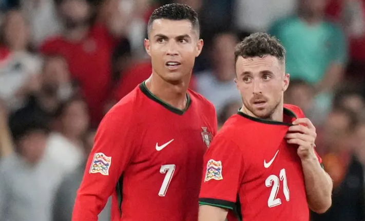 رونالدو على رأس قائمة البرتغال لـتخليد ذكرى الراحل جوتا