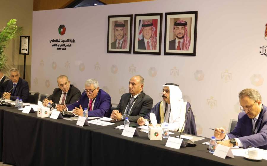 وزير النقل: منظومة النقل ركيزة أساسية للاقتصاد الوطني