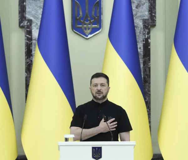 زيلينسكي: سنشن ضربات جديدة في عمق روسيا