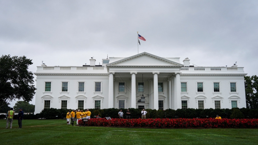 نيويورك تايمز: الولايات المتحدة توسع قيود التأشيرات للفلسطينيين