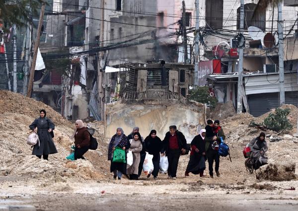 أطباء بلا حدود: الفلسطينيون يواجهون تهجيرا جماعيا قسريا في الضفة