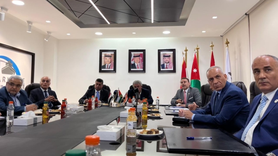 وزير النقل يشيد بشركة الجسر العربي: نموذج للتعاون العربي المشترك