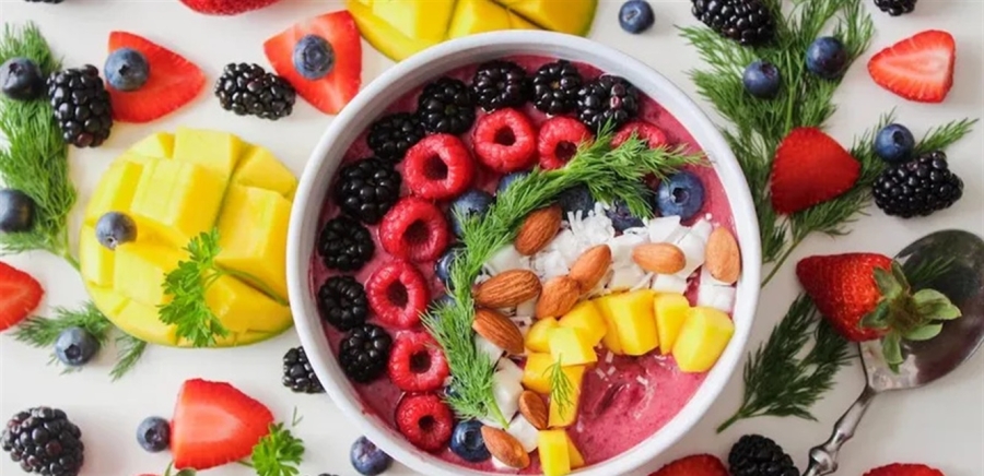 بعد عمر الستين.. متى يجب تناول وجبة الفطور؟