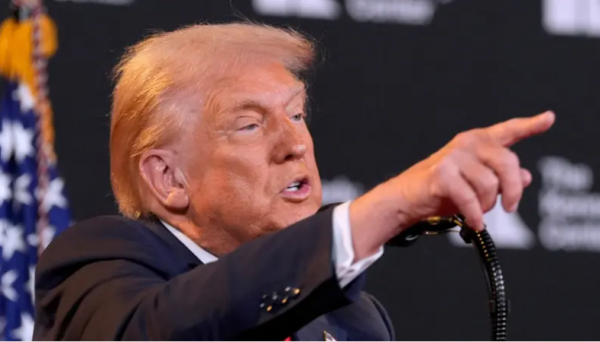 رئيس مجلس النواب الأمريكي: ترامب كان مخبرًا لمكتب التحقيقات