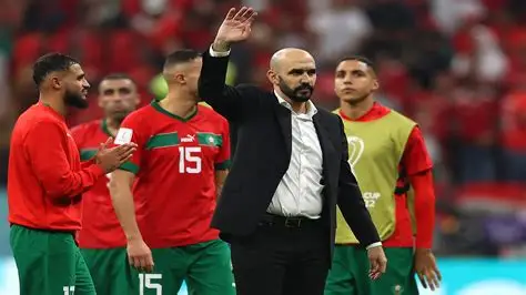 الركراكي يسعى لتحقيق إنجاز تاريخي مع منتخب المغرب