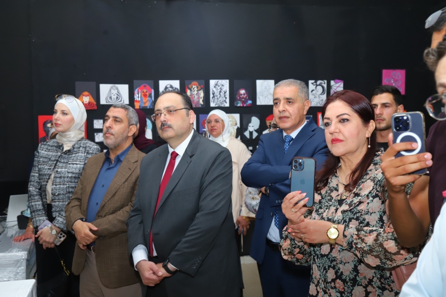 جامعة البترا تفتتح المعرض الثاني لطلبة التصميم مسار