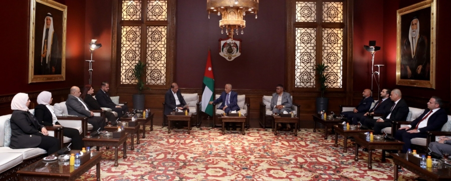 العيسوي يلتقي وفدا من قطاع الصناعات الغذائية