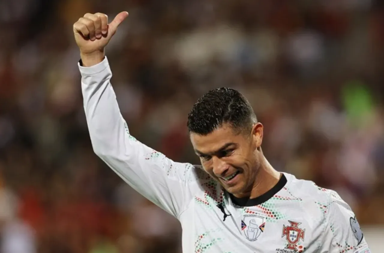 مدرب البرتغال يكشف سر استمرارية كريستيانو