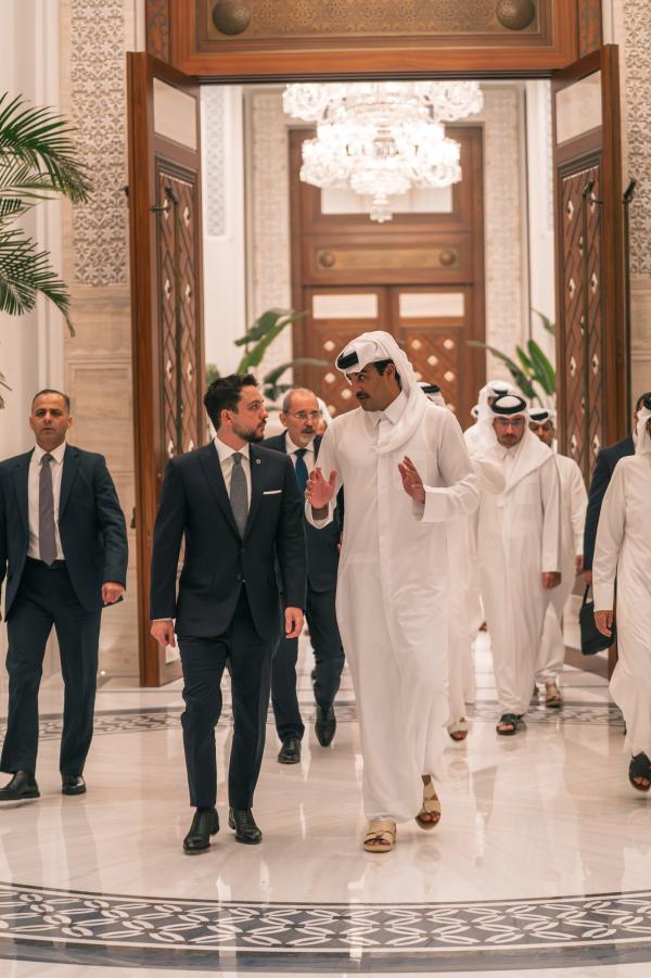 ولي العهد: من دوحة العرب نؤكد وقوفنا التام إلى جانب قطر