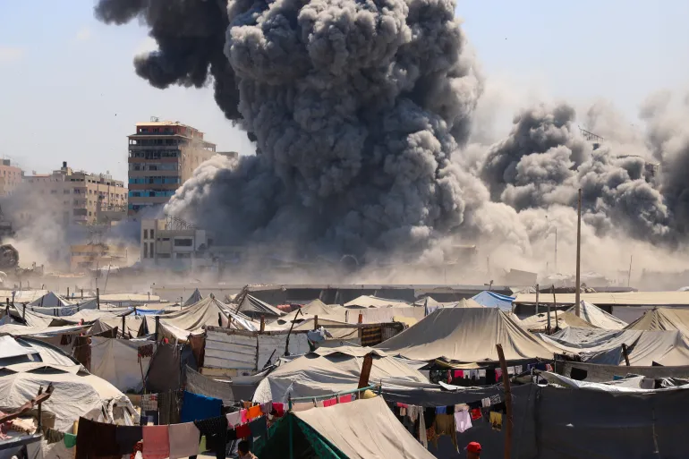 منظمة الصحة العالمية تتشبث بالبقاء في مدينة غزة