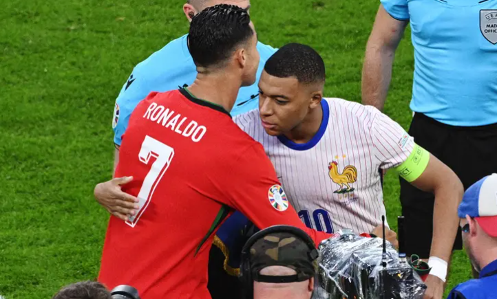 مبابي كان يحلم بالجنسية البرتغالية بسبب رونالدو