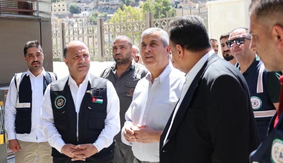 وزير الطاقة يفتتح محطة تحويل ومركز خدمات لتعزيز الشبكة الكهربائية