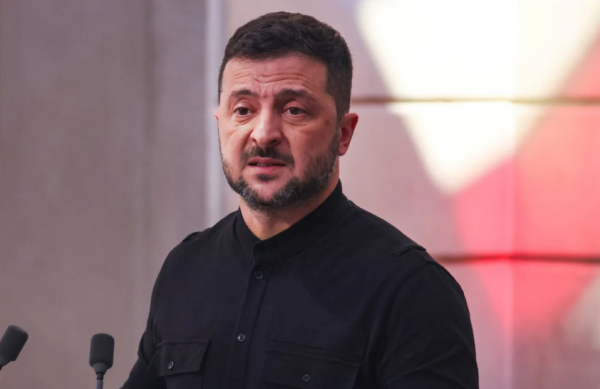 زيلينسكي يتهم روسيا بمحاولة توسيع الحرب الأوكرانية إلى رومانيا وبولندا