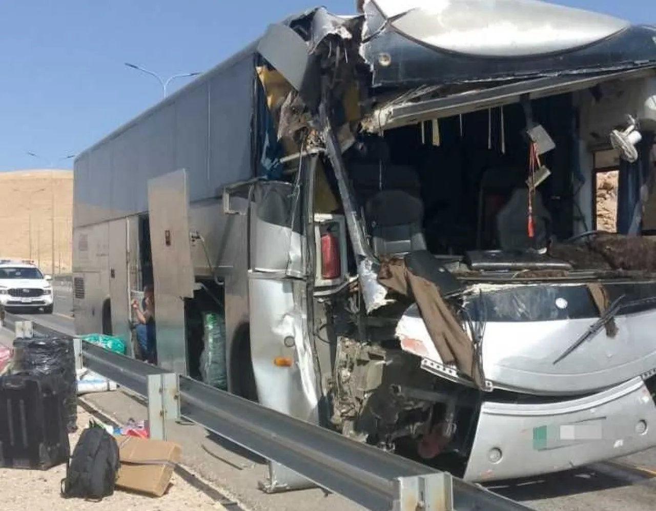 إصابة 8 أشخاص بحادث تصادم على الطريق الصحراوي جنوب الأردن