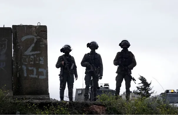 بريطانيا تمنع جنود الكيان من الدراسة في أكاديمية عسكرية مرموقة