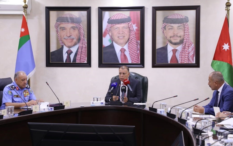 وزير الداخلية يترأس اجتماعا للمجلس الأعلى للدفاع المدني