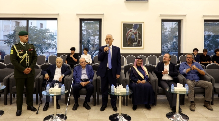 مندوبا عن الملك وولي العهد. العيسوي يعزي عشيرة المومني وآل ريال وآل السقا