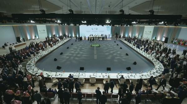 انطلاق أعمال القمة العربية الإسلامية الطارئة في الدوحة