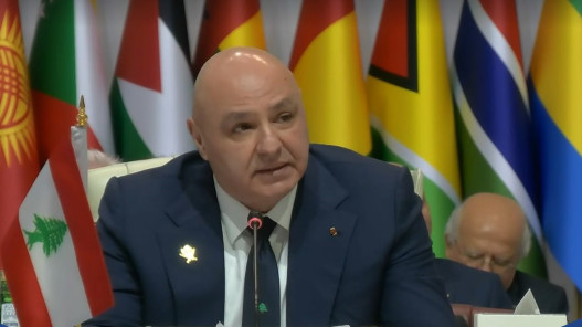 الرئيس اللبناني يدعو العالم لدعم السلام على أساس المبادرة العربية