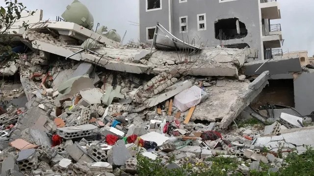 لبنان: استهداف إسرائيلي لحي سكني بالنبطية يخلف إصابات