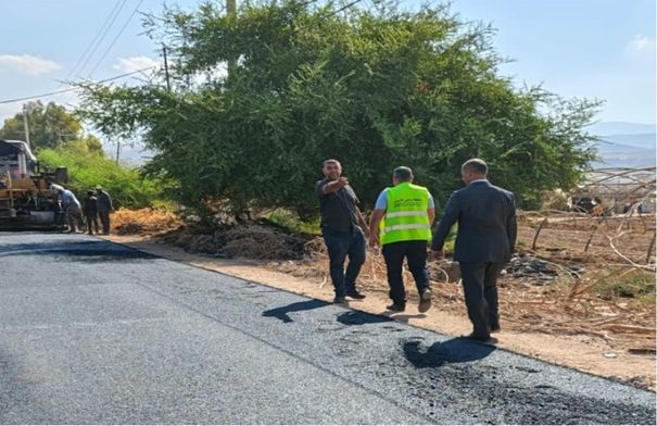سلطة وادي الأردن: 90 نسبة إنجاز مشروع تأهيل الطرق الزراعية في دير علا