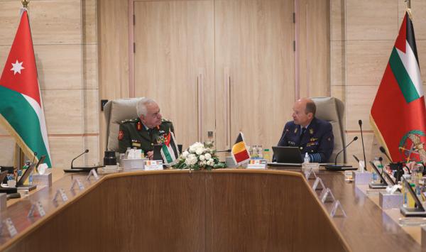 رئيس هيئة الأركان يستقبل رئيس أركان قوات الدفاع البلجيكية