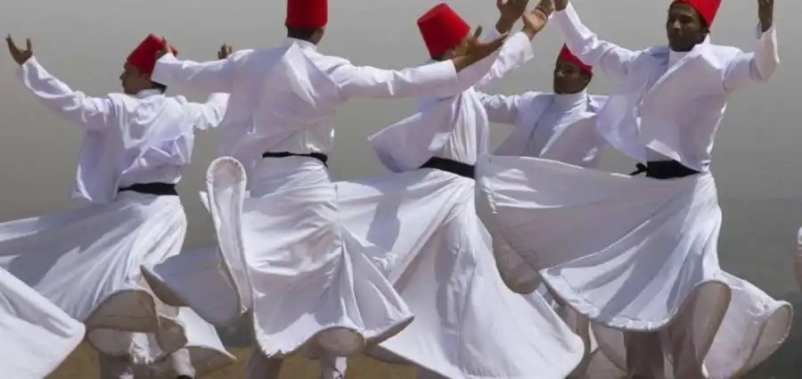 الموافقة على تعديل نظام التكايا والزوايا وإعادة تنظيم ترخيصها