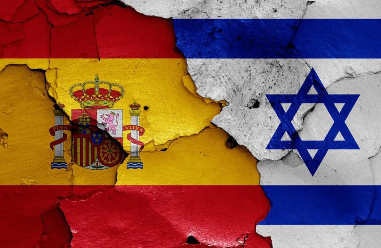 هآرتس : إسبانيا ألغت صفقة سلاح كبرى مع إسرائيل