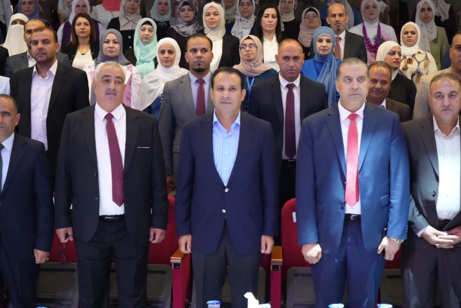 بالصور...افتتاح الملتقى العلمي الأول لأندية المعلمين في عجلون