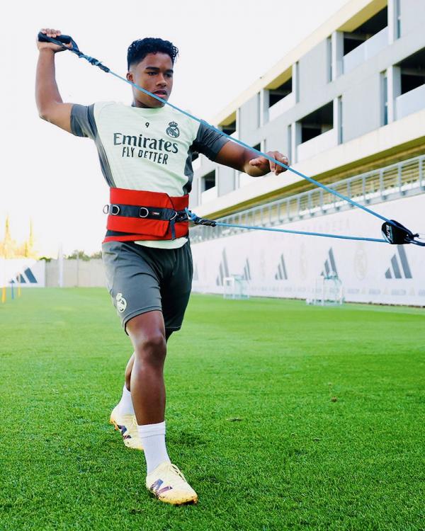 إندريك يعود لتدريبات ريال مدريد