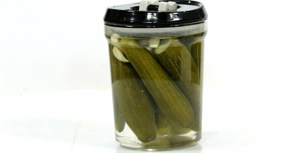 وصفة سريعة .. طريقة عمل مخلل الخيار