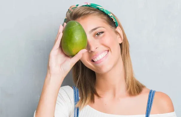 أطعمة الريتينول: بشرة نضرة بلا مواد كيميائية