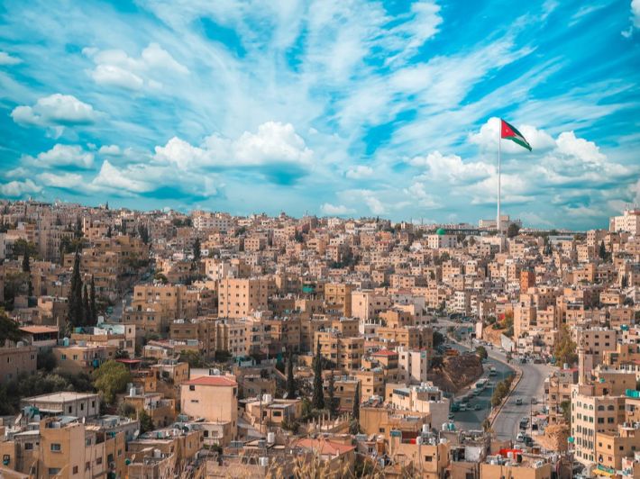 درجات حرارة مرتفعة في اول ايام الخريف في الاردن