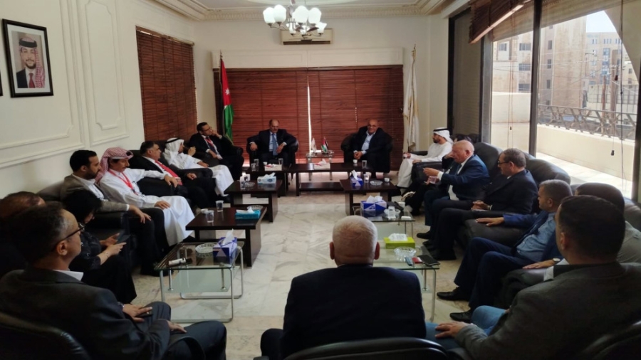 نقيب الصحفيين يبحث ووفدا صحفيا عربيا تحولات المشهد الإعلامي العربي