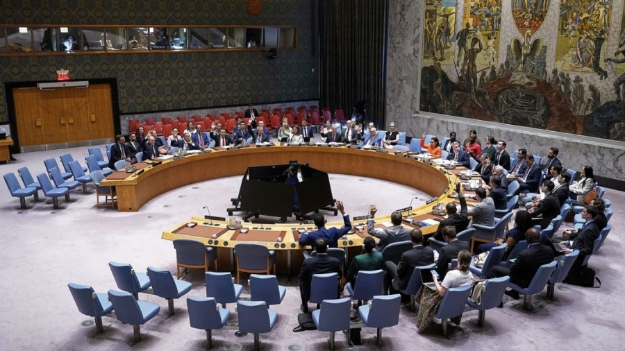 مجلس الأمن يرفض تخفيف العقوبات عن ايران