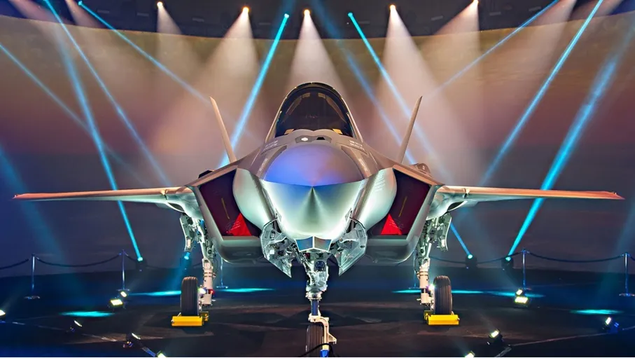 تركيا تقترب من صفقات طائرات كبرى مع بوينغ ولوكهيد مارتن