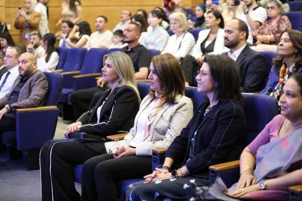 الأميرة آية بنت فيصل تفتتح فعاليات مهرجان الطفولة في مركز زها الثقافي