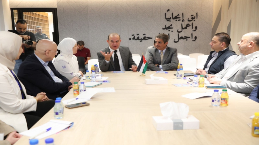 وزارتا الاقتصاد الرقمي والشباب تبحثان مستجدات خطة دمج وتطوير محطات المستقبل والمراكز الشبابية