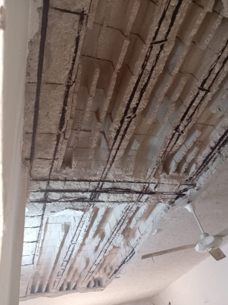 إصابة شخصين إثر سقوط أجزاء من سقف منزل في الأغوار الشمالية