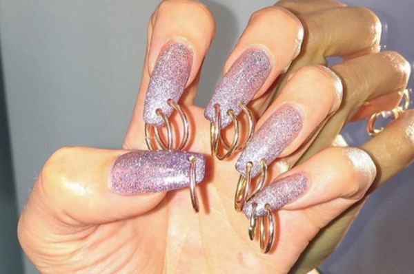 أبرز اتجاهات طلاء الأظافر لربيع وصيف 2026