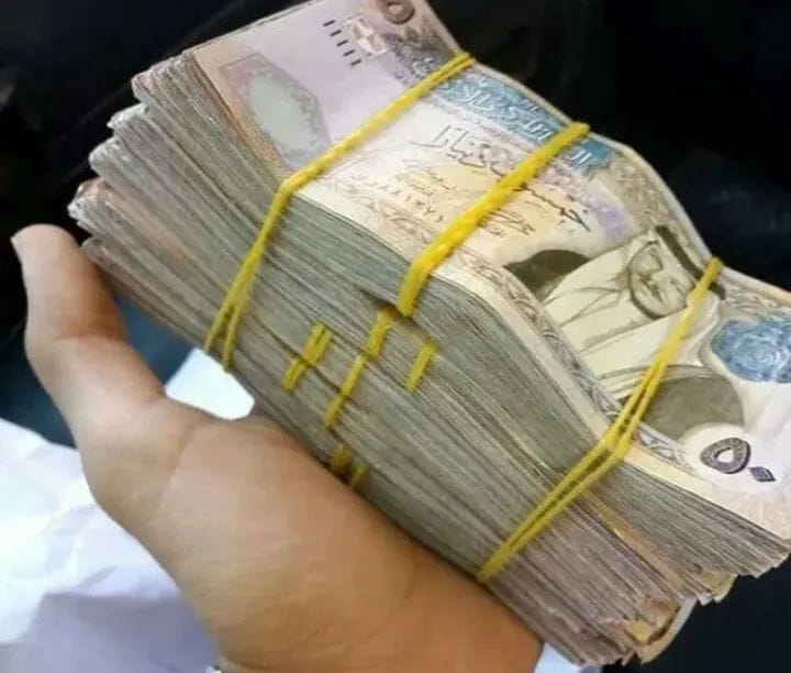 عاجل..الحكومة تنفي شائعة تعيين نجل وزير براتب 3200 دينار