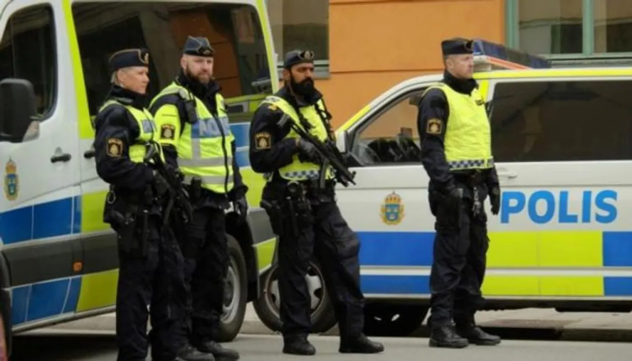 شاب يطعن مسعفة حتى الموت أثناء تأدية عملها في السويد