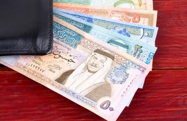 الأردن يقلص فجوة الأجور بين الجنسين إلى 7.3