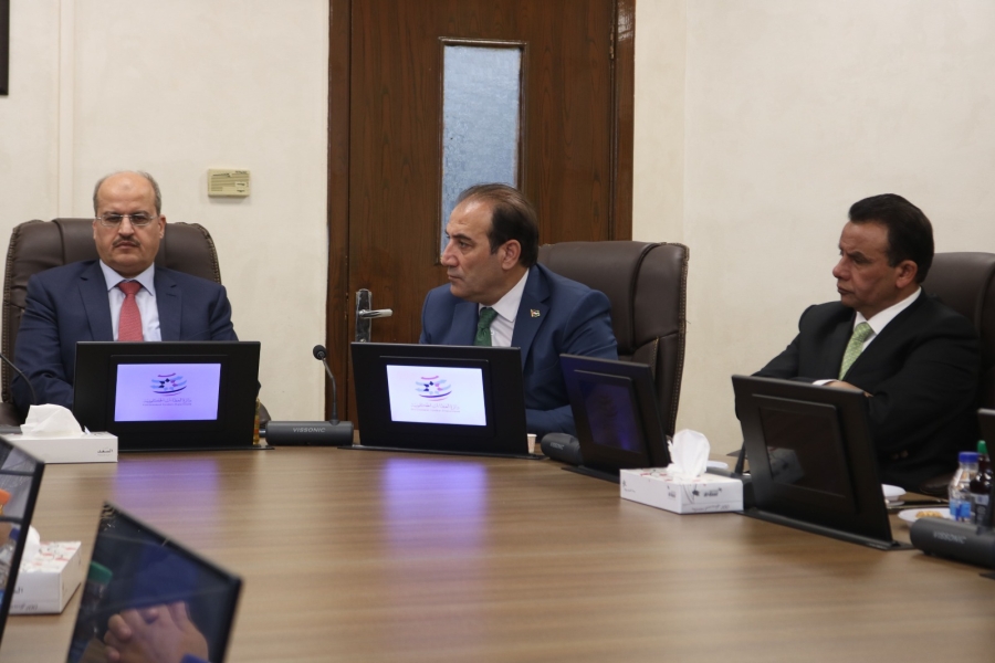 وفد سوري يزور دائرة العطاءات الحكومية