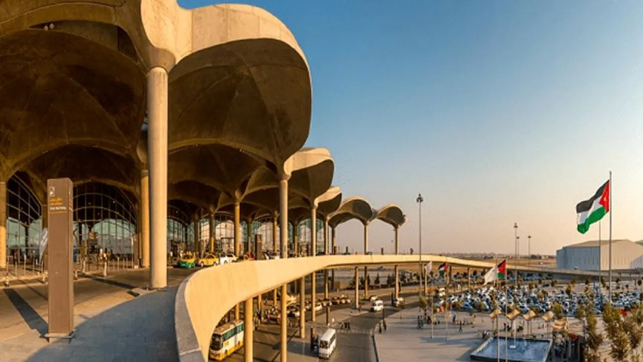 مطار الملكة علياء يستقبل 1.08 مليون مسافر خلال آب الماضي