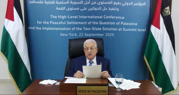 الرئيس الفلسطيني: نريد دولة بلا سلاح وانتخابات بعد الحرب