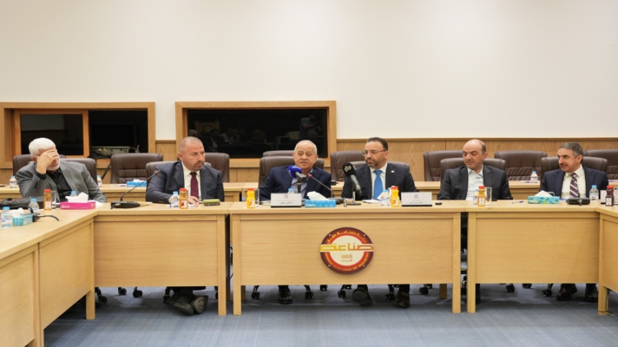 صناعة عمّان تبحث معيقات القطاع الصناعي المتصلة بعمل وزارة البيئة