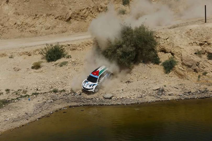 جنايات عمان تنظر قضية سرقة معدات سائق رالي أردني