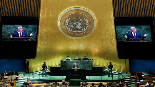 الملك: فخور بالأردنيين من منتسبي الجيش لجهودهم بالاستجابة الإنسانية لغزة