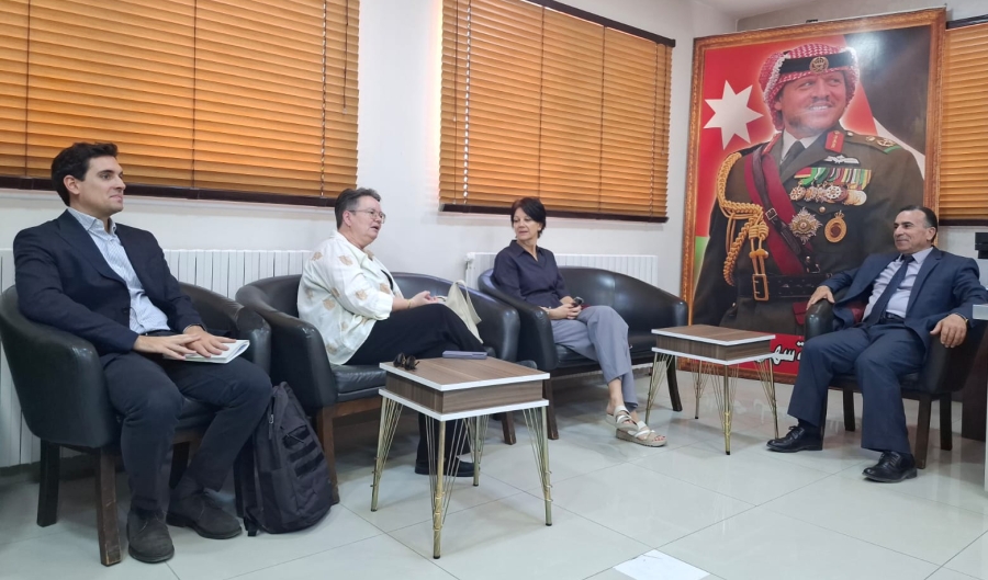 وفد من ممثلية الاتحاد الأوروبي يزور بلدية سهل حوران